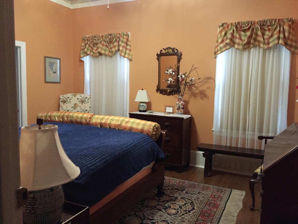 Hanna House Bed & Breakfast Ню Берн Екстериор снимка
