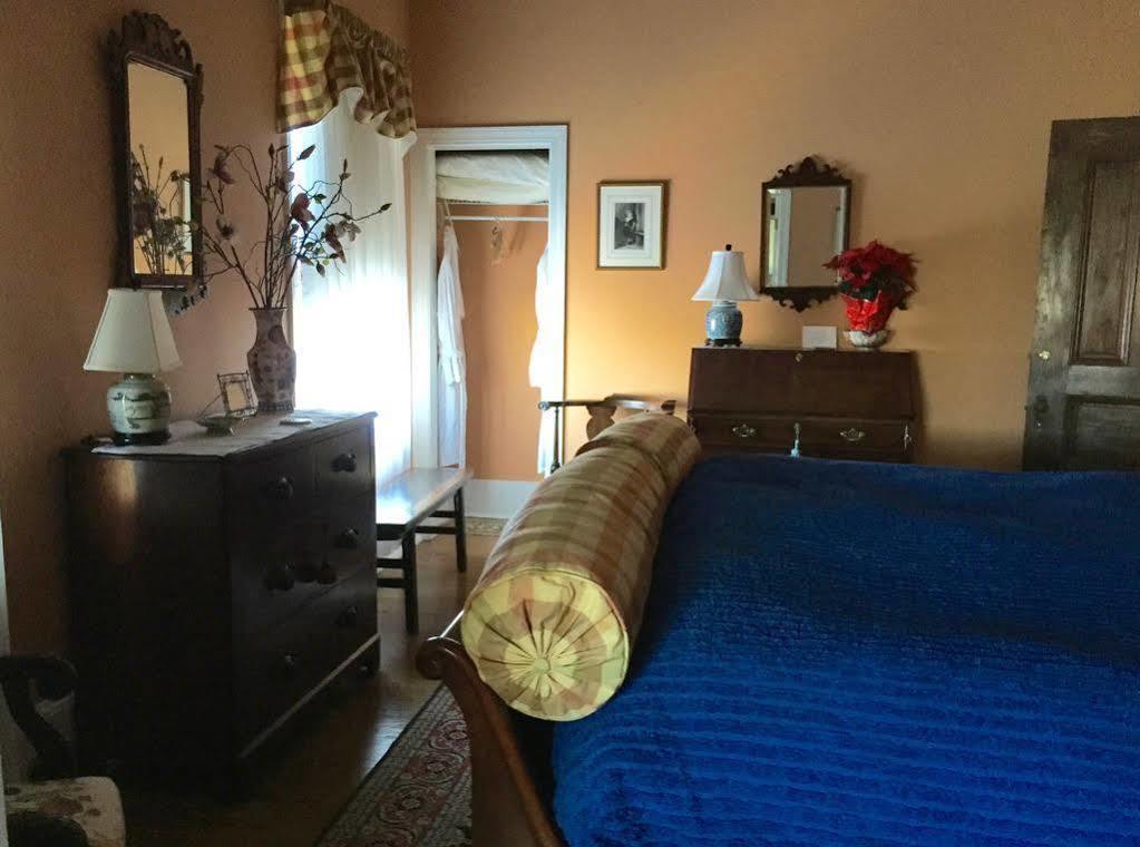 Hanna House Bed & Breakfast Ню Берн Екстериор снимка